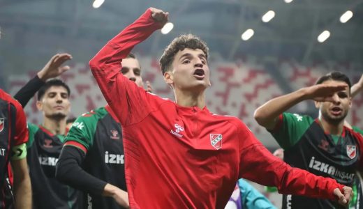 Karşıyaka'nın Gururu: Adem Yeşilyurt Milli Takımda!