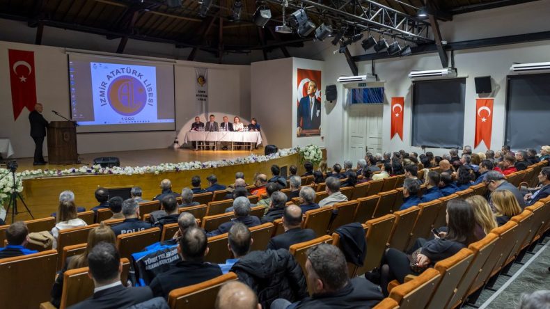 Konak&rsquo;ta Afet Zirvesi: Kenti Diren&ccedil;li Hale Getirmek En B&uuml;y&uuml;k Sorumluluk!