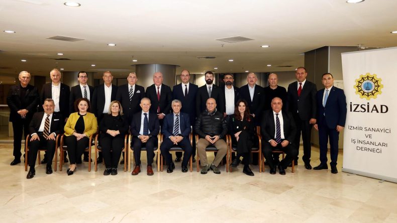 Oy birliğiyle se&ccedil;ildi: İZSİAD&rsquo;ın yeni başkanı Alaattin Y&uuml;ksel