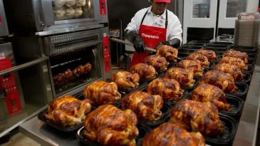 Rekor Satış Yapan Ucuz Tavukta 'Zehir' İddiası