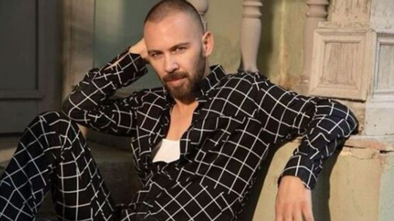 Sahte Akraba Tuzağı: Ünlü Şarkıcı ve Kardeşi Dolandırıldı!