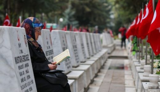 TBMM'ye Sunuldu: Şehit Aylıklarına İki Asgari &Uuml;cret D&uuml;zenlemesi