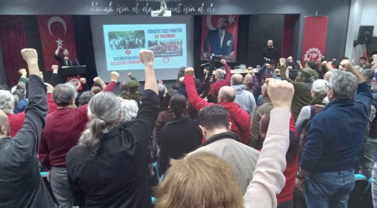TİP'in 65 Yıllık Yolculuğu İzmir'de Ele Alındı: İş&ccedil;i Sınıfı M&uuml;cadelesi Geleceğe Taşınıyor!