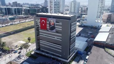 T&uuml;rkiye&rsquo;nin En B&uuml;y&uuml;k Otoparkı Kapatıldı: Cemil Tugay'dan Şaşırtan Karar