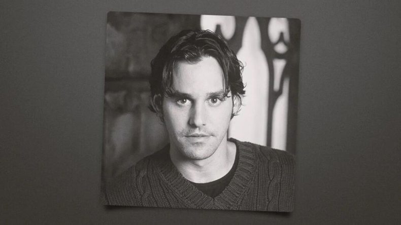 54 yaşındaki ünlü oyuncu uykusunda hayatını kaybetti