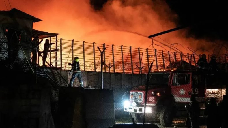 Afganistan&rsquo;da Hastane Vuruldu, 400 Kişi Hayatını Kaybetti, G&ouml;zler Pakistan&rsquo;da