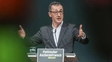 Almanya&rsquo;da Cem &Ouml;zdemir r&uuml;zg&acirc;rı: Eyalet se&ccedil;imlerini Yeşiller kazandı!