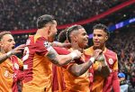 Aslan ilk ma&ccedil;ta avantajı elde etti: Liverpool'u 1-0 yendi