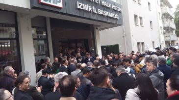 CHP İzmir'de Bayramlaşma: Tahliye Krizi ve 19 Mart Tepkisi