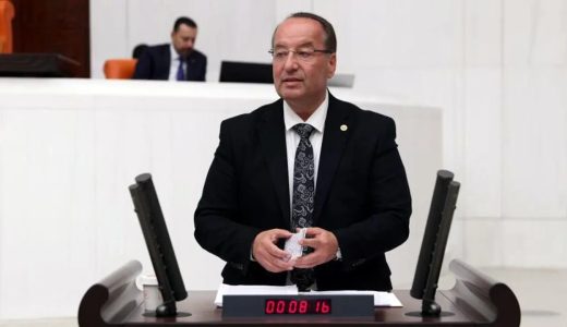 CHP&rsquo;li Akay: AKP&rsquo;nin vergide adalet masalı &ccedil;&ouml;km&uuml;şt&uuml;r!