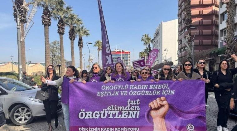 DİSK'ten İzmir'de 8 Mart &ouml;ncesi kadın iş&ccedil;ilere &ouml;rg&uuml;tlenme &ccedil;ağrısı