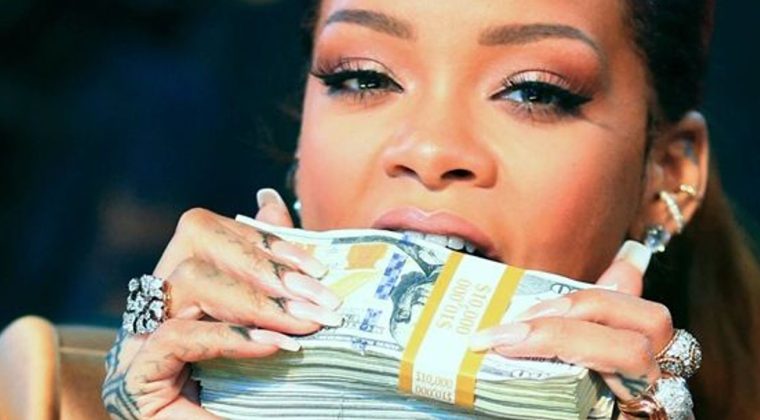 D&uuml;nyanın En Zengin 10 Kadını: Servetleri Dudak U&ccedil;uklattı…