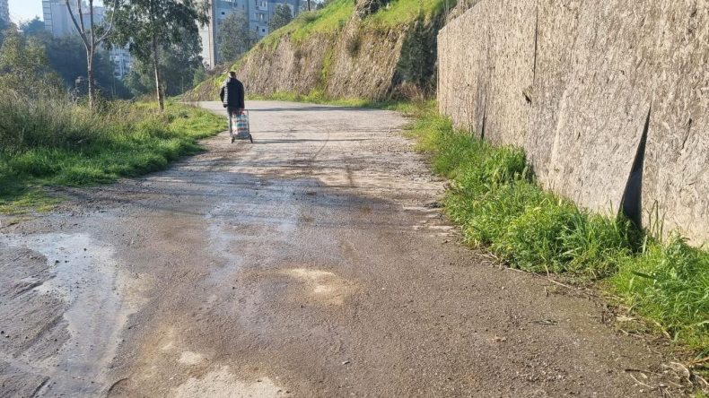 Egeşehir inşaatında dereye deşarj iddiası: Şantiyenin suyu dereye karışıyor!