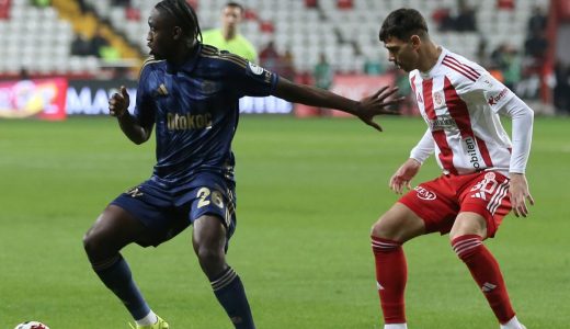 Fenerbah&ccedil;e Antalya deplasmanından 1 puanla d&ouml;nd&uuml;