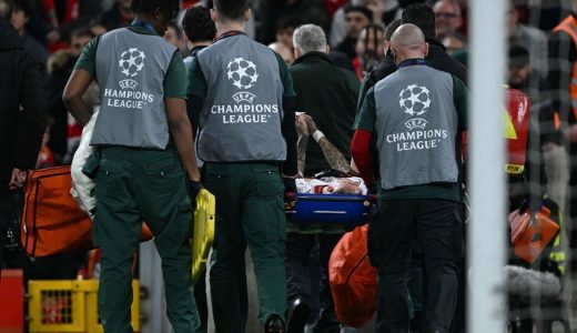 Galatasaray&rsquo;dan UEFA&rsquo;ya tazminat hamlesi