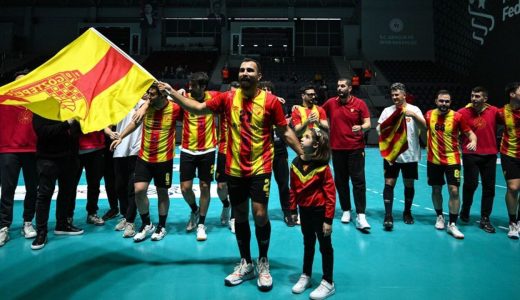 G&ouml;ztepe Erkek Hentbol Takımı, S&uuml;per Lig'e y&uuml;kseldi