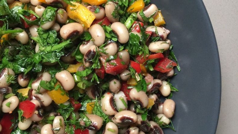 Hafif, Doyurucu ve Besleyici Bir Alternatif: Kuru B&ouml;r&uuml;lce Salatası