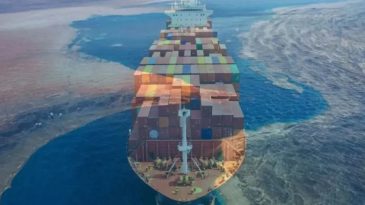 H&uuml;rm&uuml;z Boğazı&rsquo;nda gerilim tırmandı: Petrol trafiği durma noktasında