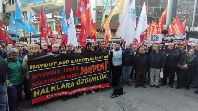 İran'a saldırılar İzmir'de protesto edildi: Emperyalistler halkları özgürleştirmez