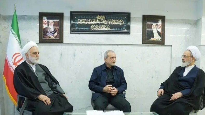 İran'ın yeni dini lideri se&ccedil;ildi: İsmi a&ccedil;ıklandı mı?