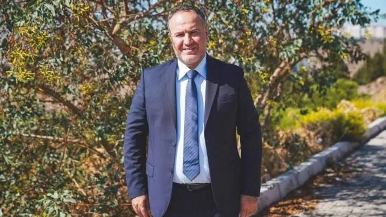 İzBB Meclis &Uuml;yesi Niyazi Arslan&rsquo;dan Hakkındaki Paylaşımlara İlişkin Su&ccedil; Duyurusu