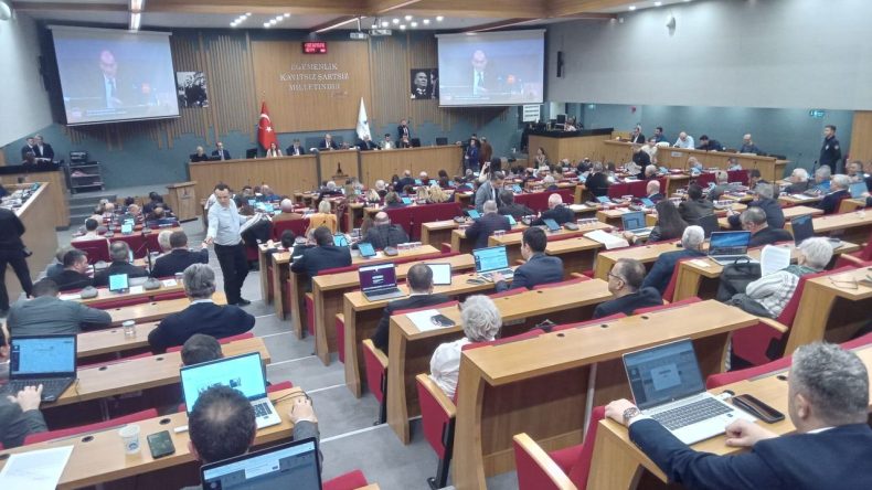 İZBETON'da Dev Sermaye Artırımı Meclis'ten Ge&ccedil;ti