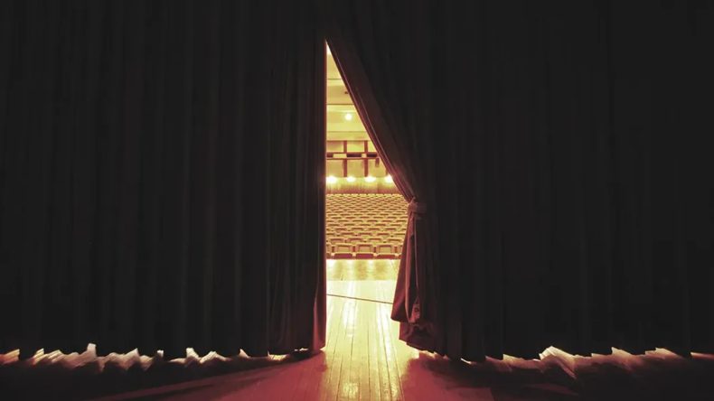 İzmir baharı sanatla karşılıyor: AASSM’de nisan takvimi açıklandı