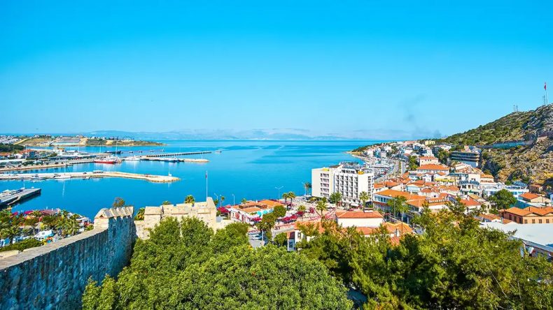 İzmir Çeşme'de Mahkemeden Satılık Dubleks Mesken