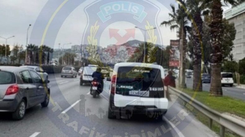 İzmir Emniyeti yoğunluk i&ccedil;in uyardı: Adnan Kahveci K&ouml;pr&uuml;l&uuml; Kavşağı'na dikkat!