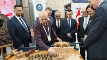 İzmirli Mobilyacılar Hedef B&uuml;y&uuml;tt&uuml;: D&uuml;nya Pazarlarında S&ouml;z Sahibi Olacaklar