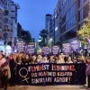 İzmir&rsquo;de Feminist Gece Y&uuml;r&uuml;y&uuml;ş&uuml;: Umutsuzluğa kapılırsan bu kalabalığı hatırla