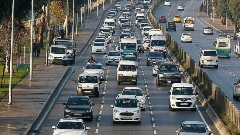 İZSU ve Büyükşehir Duyurdu: İzmir'in Bu Caddesi Araç Trafiğine Kapalı
