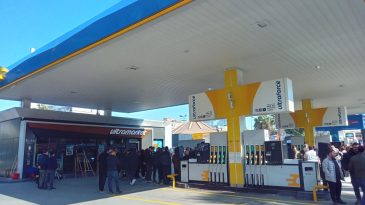 Kınay&rsquo;dan Akaryakıt İstasyonu İsyanı: Bu Alan Karabağlar Halkına Aittir!