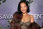 Rihanna&rsquo;nın parf&uuml;mlerinde şok tehlike: Doğmamış bebeklere ve kadın &uuml;reme sistemlerine zarar veriyor!