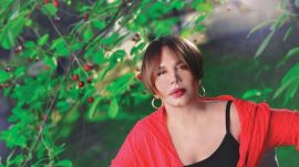 Sezen Aksu'dan Aşk İddiasına Cevap: Allah Da Onları G&uuml;d&uuml;rs&uuml;n!