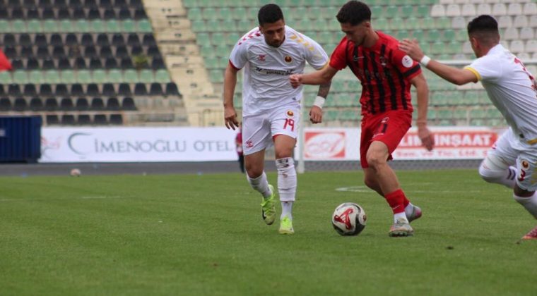 Tire 2021 evinde ağırladığı Denizli'ye 3-0 yenildi