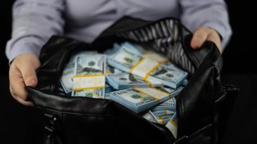 T&uuml;rkiye'de Milyoner Sayısı Y&uuml;zde 50 Arttı!