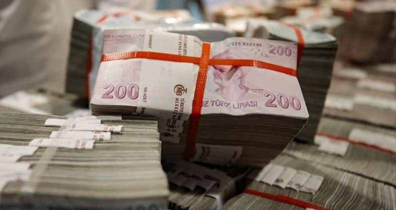 10 ayın zirvesi: Cari denge 7,5 milyar dolar açık verdi!