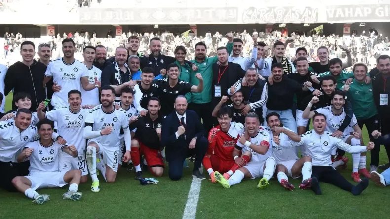 Altay&rsquo;da Başkan Kanlı &ccedil;ok mutlu: Gemi limana yanaştı!