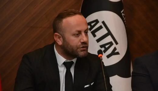 Altay&rsquo;da Başkan Kanlı&rsquo;dan sert &ccedil;ıkış: Altında kalırsınız!