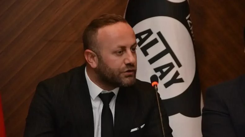 Altay&rsquo;da Başkan Kanlı&rsquo;dan sert &ccedil;ıkış: Altında kalırsınız!