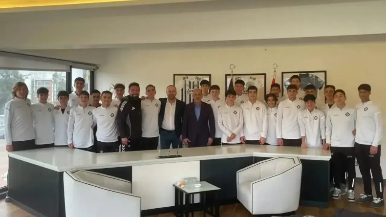 Altay&rsquo;da Sinan Kanlı bilmecesi: Y&ouml;netime talip yok!