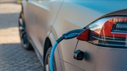 Avrupa'da Elektrikli Ara&ccedil; Satışlarında Rekor