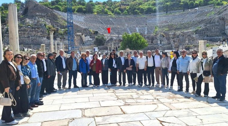 Bornova Muhtarlar Akademisi&rsquo;nde eğitimler tamamlandı