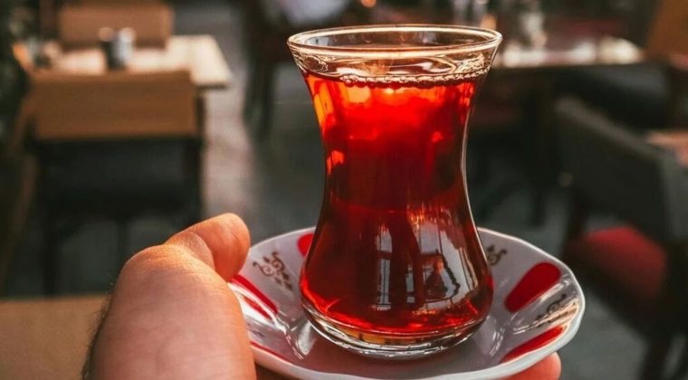 &Ccedil;ay Tiryakilerine K&ouml;t&uuml; Haber: Y&uuml;zde 10 Zam!
