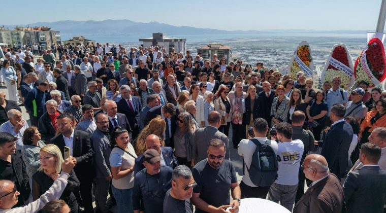 &Ccedil;iğli&rsquo;ye taze nefes: Yılmaz Aksoy Parkı hizmete a&ccedil;ıldı