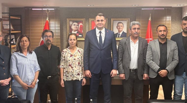 CHP devreye girdi, g&ouml;zler belediyelerde: Sendika masanın yeniden kurulmasını istedi