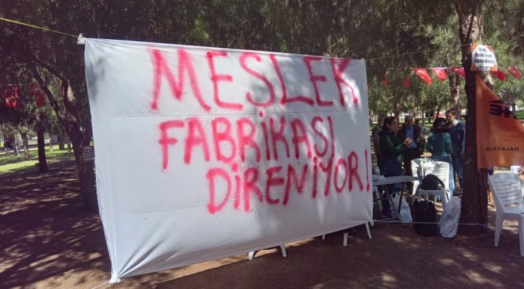 CHP İzmir: Meslek Fabrikası'nda T&uuml;m Projeleri Durdurdunuz, Eğitime Engel Olmayın!