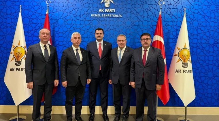 CHP rozet takmaması tepkiye neden olmuştu: Yılmaz&rsquo;dan a&ccedil;ıklama geldi