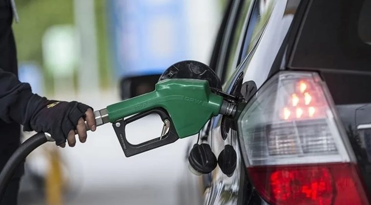 Dalgalanma Devam Ediyor: Motorin ve Benzine Zam Geliyor